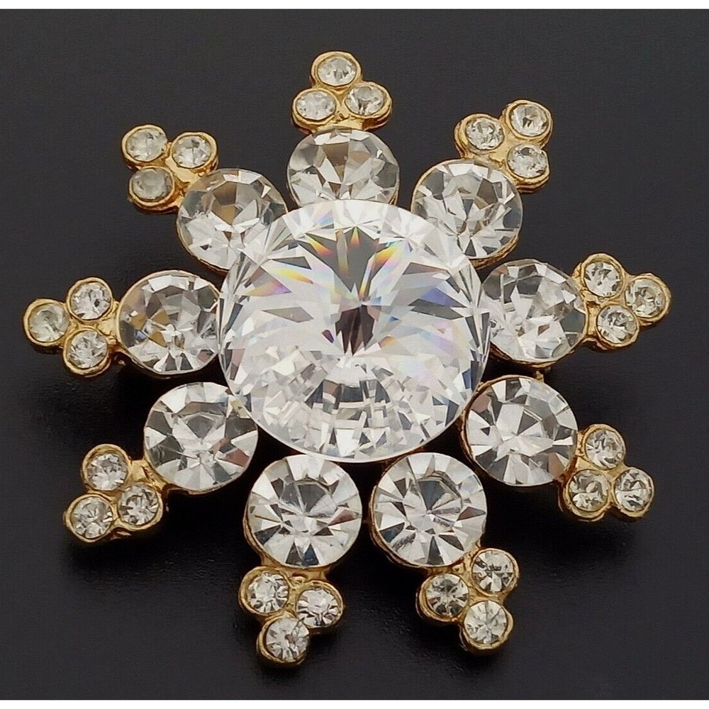 Snowflake Brooch Pin Clear Rhinestones Gold Tone Christmas Vintage Sparkly!